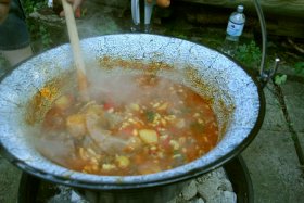 �o�[�x�L���[�̑��ŗאl�̂������񂪍�����O�[���b�V��
